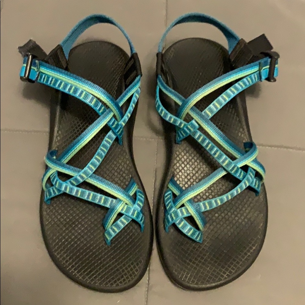 blue Chacos